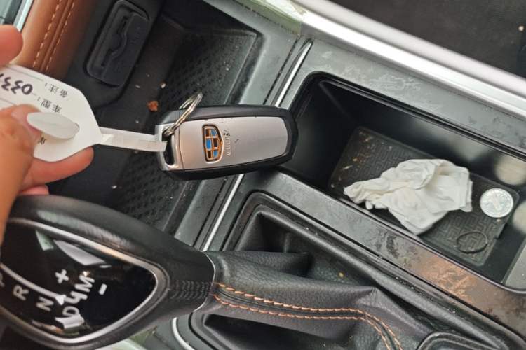 Used Geely Auto Vision X6 2019 1.4T CVT 4G Connected Flagship Version China VI Standard Vehicle Key