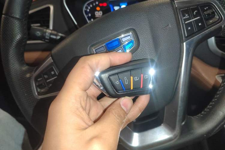 Used Geely Auto Vision X6 2019 1.4T CVT 4G Connected Luxury Version China VI Standard Vehicle Key