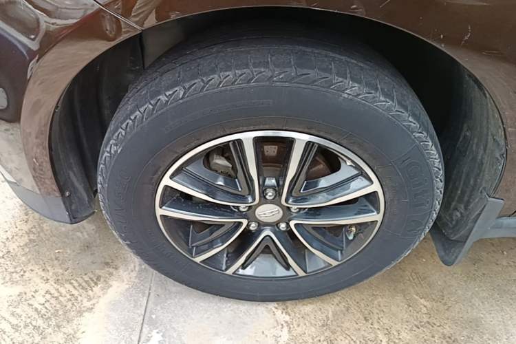 Used Geely Auto Vision X6 2019 1.4T CVT 4G Connected Luxury Version China VI Standard Left Front Wheel Hub