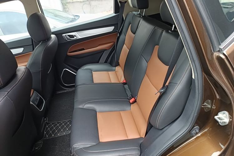 Used Geely Auto Vision X6 2019 1.4T CVT 4G Connected Luxury Version China VI Standard Left Rear Seat