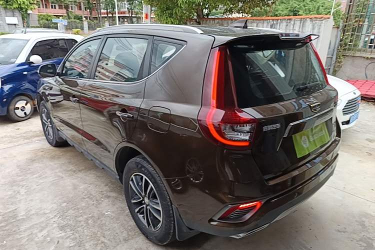 Used Geely Auto Vision X6 2019 1.4T CVT 4G Connected Luxury Version China VI Standard Rear Left 45 Deg