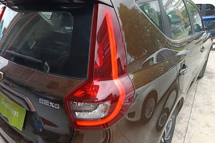 Used Geely Auto Vision X6 2019 1.4T CVT 4G Connected Luxury Version China VI Standard Right Rear Taillight