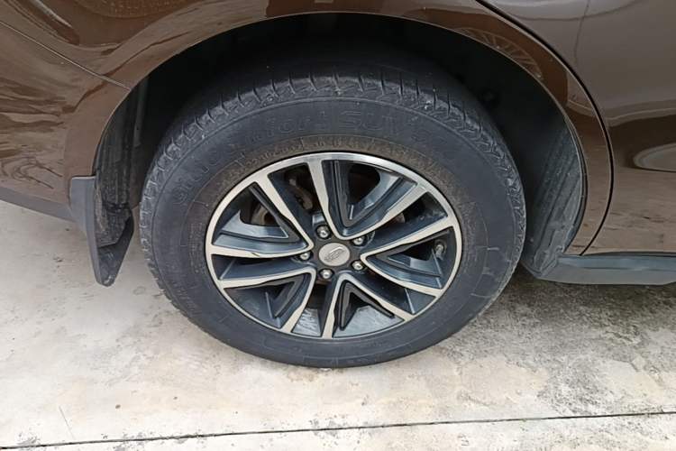 Used Geely Auto Vision X6 2019 1.4T CVT 4G Connected Luxury Version China VI Standard Right Rear Wheel Hub