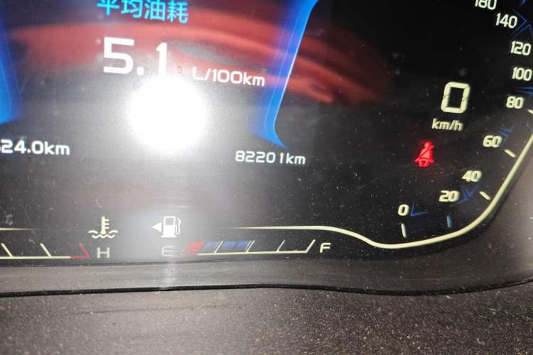 Used Geely Auto Vision X6 2019 1.4T Manual 4G Connect Luxury Model China VI Standard Odometer Close Up