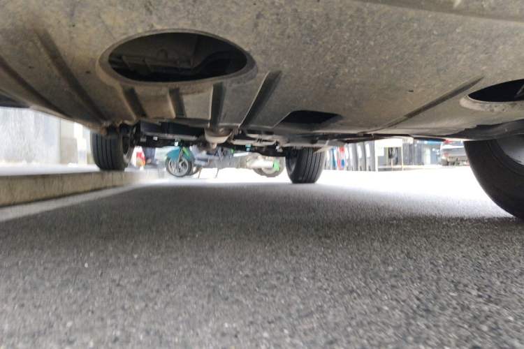 Used Geely Auto Vision X6 2019 1.4T CVT 4G Connected Flagship Version China VI Standard Chassis Front