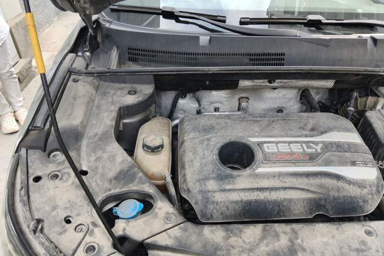 Used Geely Auto Vision X6 2019 1.4T CVT 4G Connected Flagship Version China VI Standard Engine Bay Right