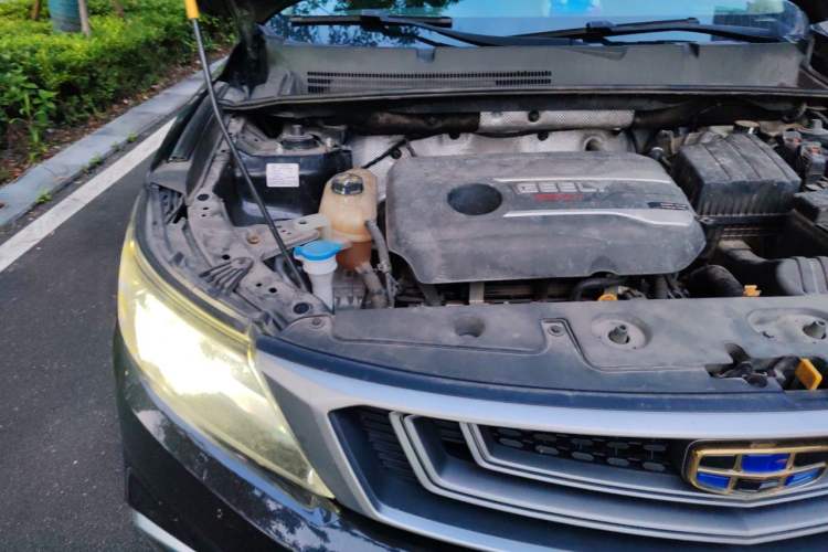 Used Geely Auto Vision X6 2019 1.4T Manual 4G Connect Luxury Model China VI Standard Engine Bay Right