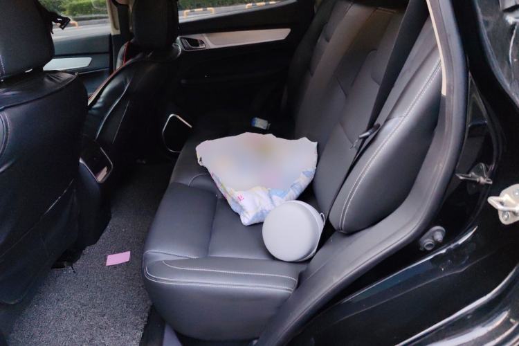 Used Geely Auto Vision X6 2019 1.4T Manual 4G Connect Luxury Model China VI Standard Left Rear Seat