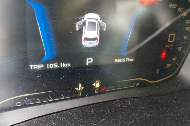 Used Geely Auto Vision X6 2019 1.4T CVT 4G Connected Flagship Version China VI Standard Odometer Close Up
