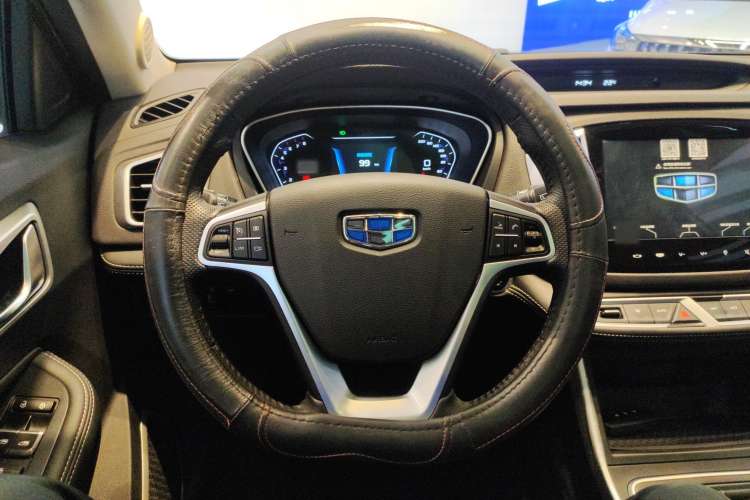Used Geely Auto Vision X6 2019 1.4T Manual 4G Connect Premium Version China VI Standard Steering Wheel