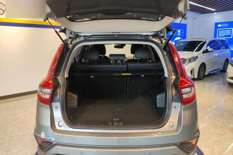 Used Geely Auto Vision X6 2019 1.4T Manual 4G Connect Premium Version China VI Standard Trunk