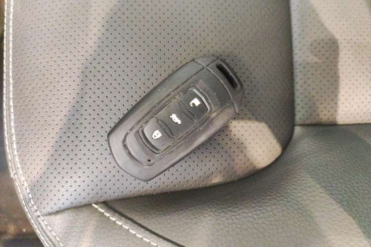Used Geely Auto Vision X6 2019 1.4T Manual 4G Connect Premium Version China VI Standard Vehicle Key