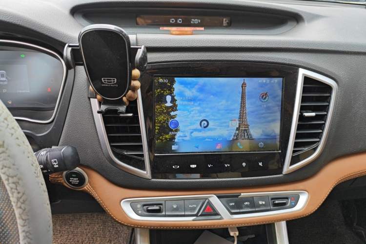 Used Geely Auto Vision X6 2019 1.4T CVT 4G Connected Luxury Version China VI Standard Audio And AC Panel