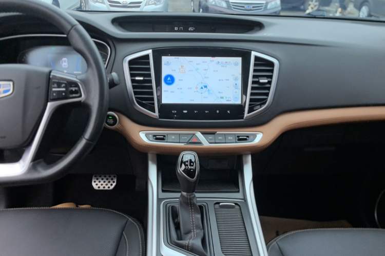 Used Geely Auto Vision X6 2019 1.4T CVT 4G Connected Luxury Version China VI Standard Audio And AC Panel