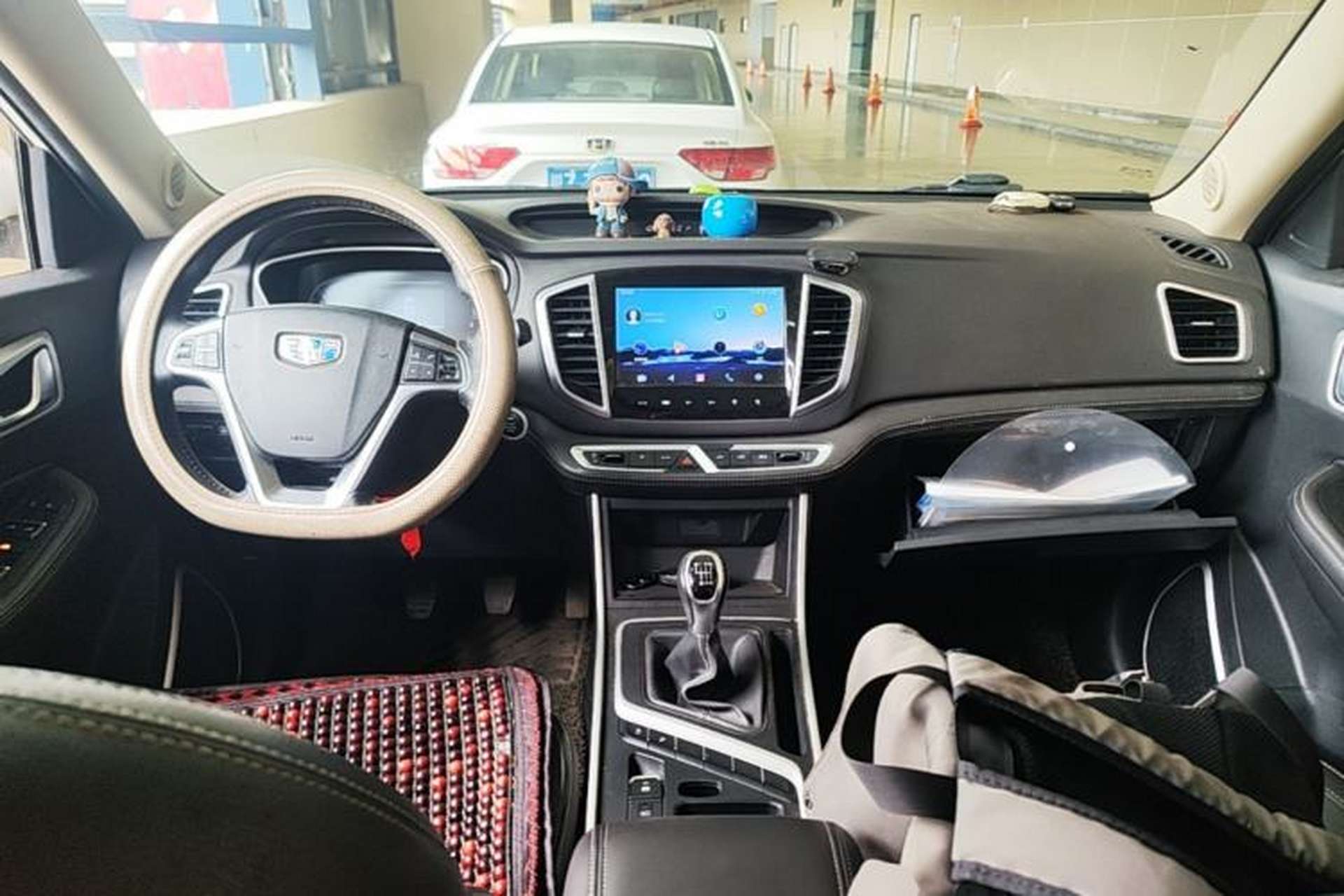 Used Geely Auto Vision X6 2019 1.4T Manual 4G Connect Luxury Model China VI Standard Center Console