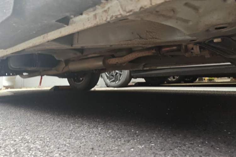 Used Geely Auto Vision X6 2019 1.4T Manual 4G Connect Luxury Model China VI Standard Chassis Front Right
