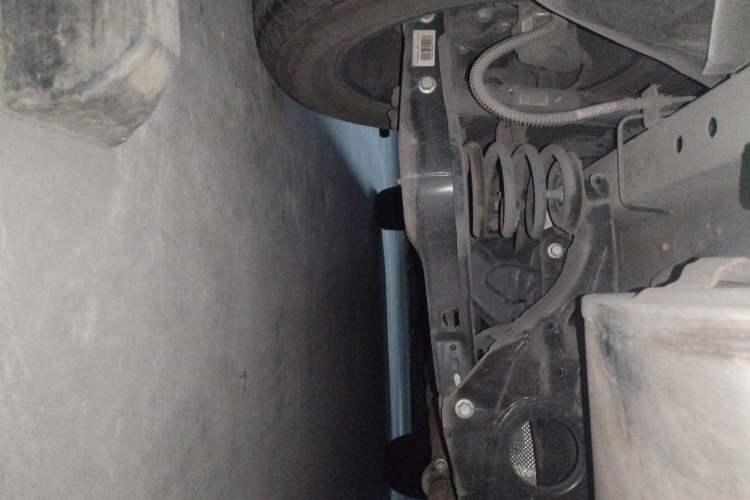 Used Geely Auto Vision X6 2019 1.4T CVT 4G Connected Luxury Version China V Standard Chassis Rear Left