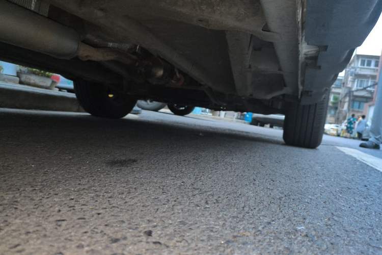 Used Geely Auto Vision X6 2019 1.4T CVT 4G Connected Luxury Version China VI Standard Chassis Rear Right