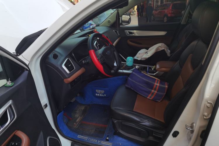 Used Geely Auto Vision X6 2019 1.4T CVT 4G Connected Luxury Version China VI Standard Driver Seat