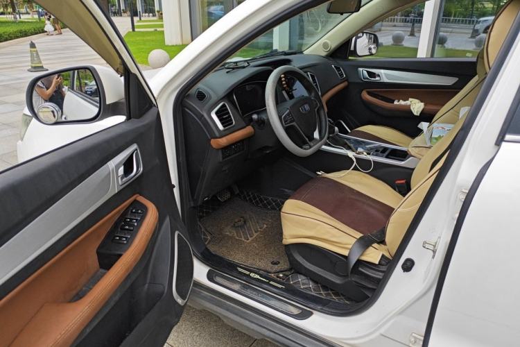 Used Geely Auto Vision X6 2019 1.4T CVT 4G Connected Luxury Version China VI Standard Driver Seat