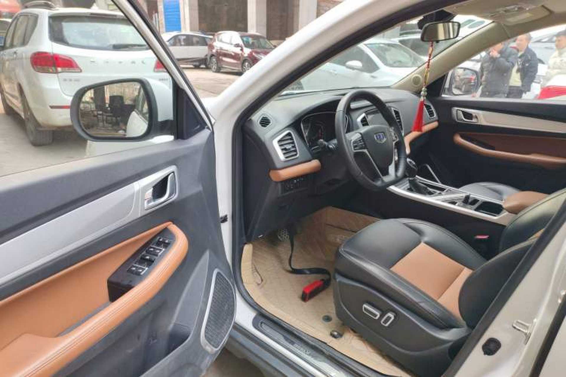 Used Geely Auto Vision X6 2019 1.4T CVT 4G Connected Flagship Version China VI Standard Driver Seat
