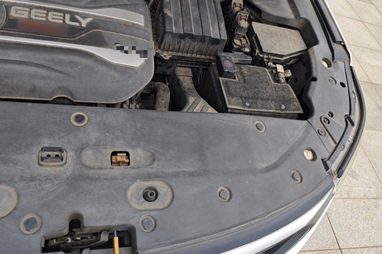 Used Geely Auto Vision X6 2019 1.4T CVT 4G Connected Luxury Version China VI Standard Engine Bay Left