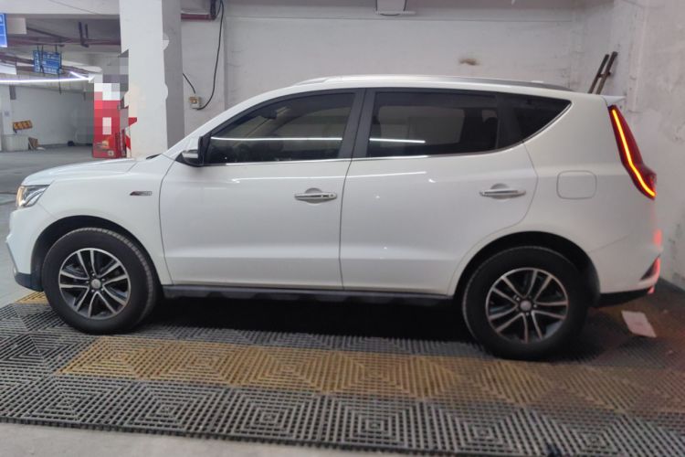 Used Geely Auto Vision X6 2019 1.4T CVT 4G Connected Luxury Version China VI Standard Exterior 3