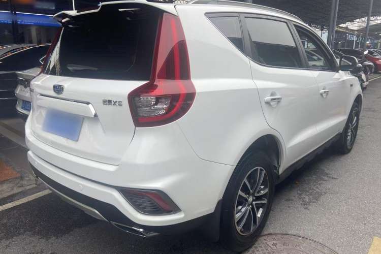 Used Geely Auto Vision X6 2019 1.4T CVT 4G Connected Luxury Version China V Standard Exterior 4