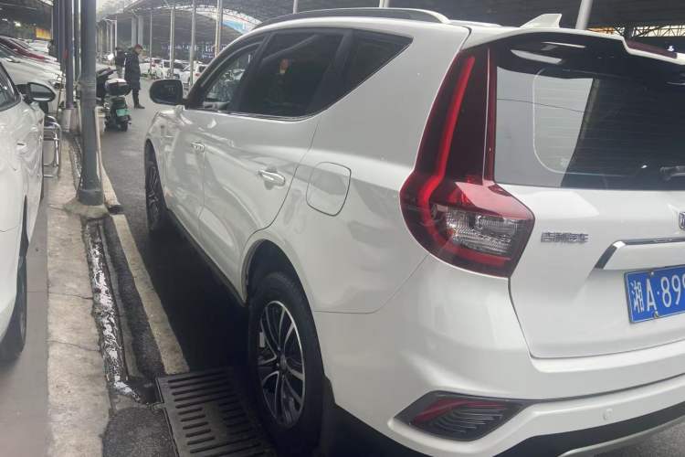 Used Geely Auto Vision X6 2019 1.4T CVT 4G Connected Luxury Version China V Standard Exterior 5