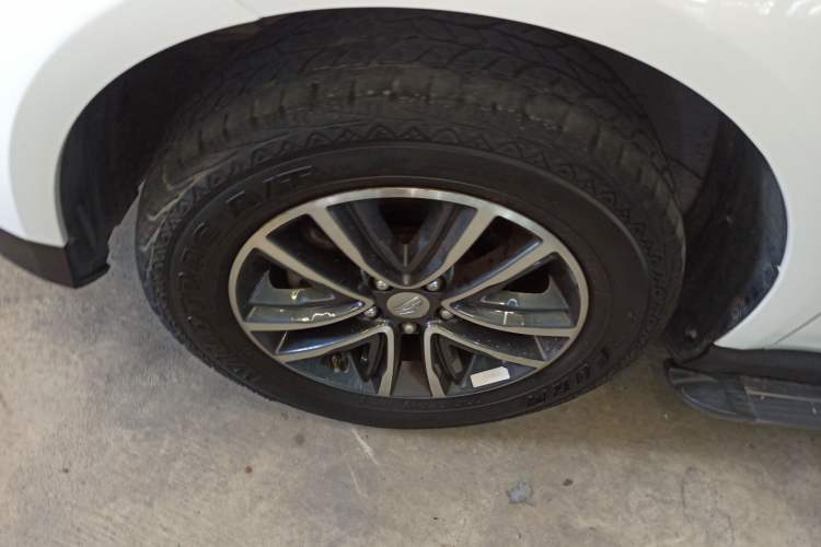 Used Geely Auto Vision X6 2019 1.4T CVT 4G Connected Luxury Version China VI Standard Exterior 7