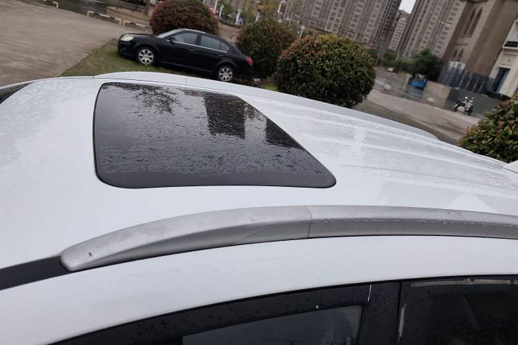 Used Geely Auto Vision X6 2019 1.4T CVT 4G Connected Luxury Version China VI Standard Exterior 8