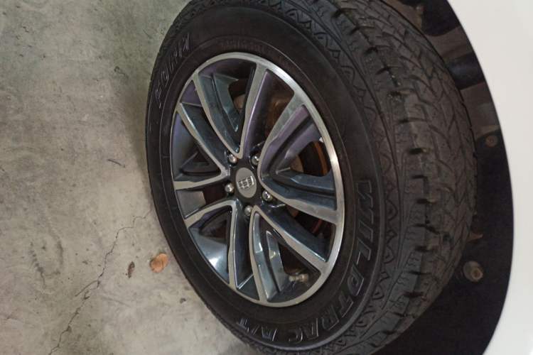 Used Geely Auto Vision X6 2019 1.4T CVT 4G Connected Luxury Version China VI Standard Exterior 8