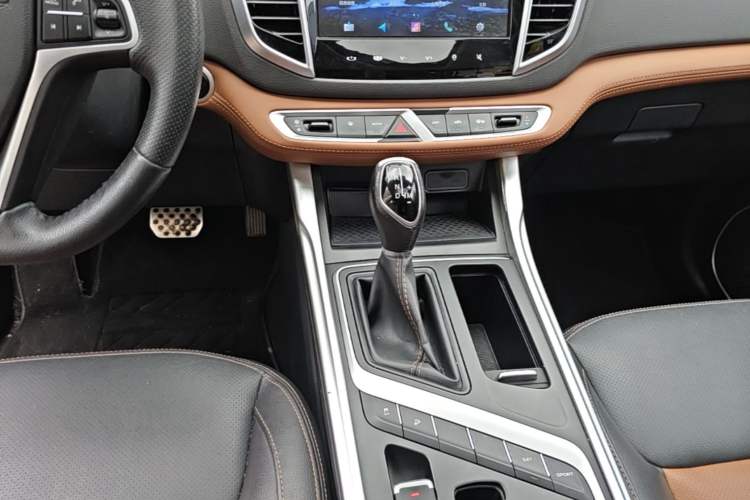 Used Geely Auto Vision X6 2019 1.4T CVT 4G Connected Luxury Version China VI Standard Gear Lever