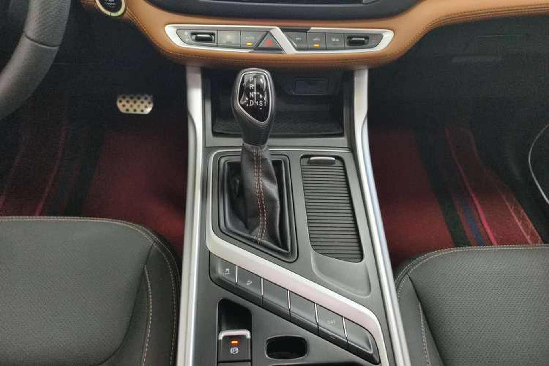 Used Geely Auto Vision X6 2019 1.4T CVT 4G Connected Luxury Version China V Standard Gear Lever