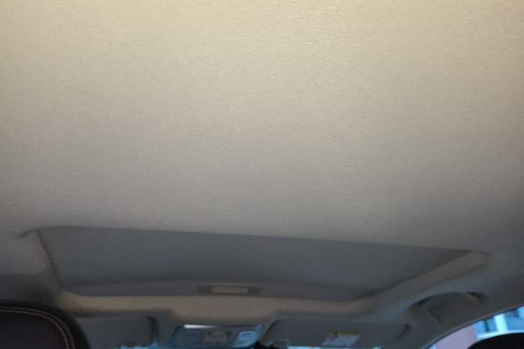 Used Geely Auto Vision X6 2019 1.4T CVT 4G Connected Luxury Version China VI Standard Headliner