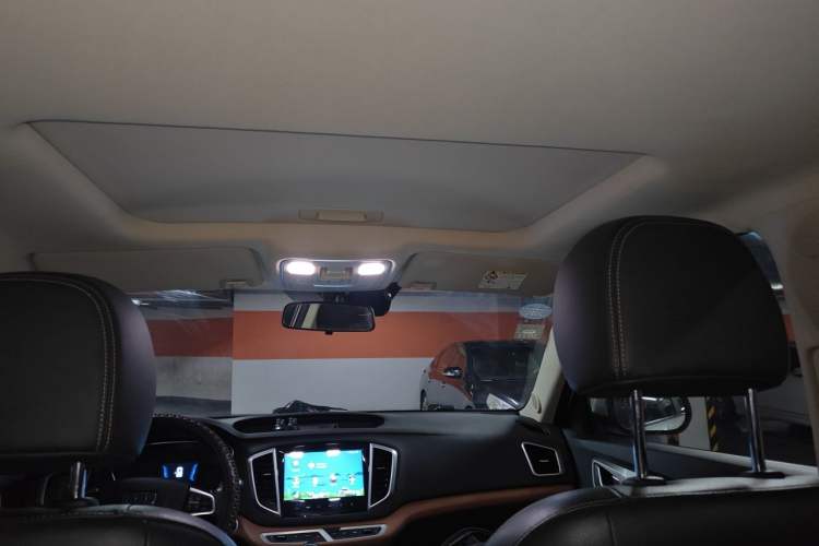 Used Geely Auto Vision X6 2019 1.4T CVT 4G Connected Luxury Version China VI Standard Headliner