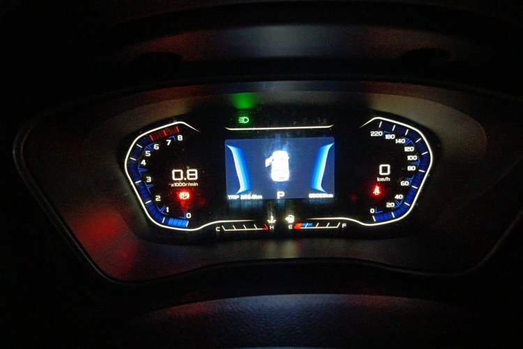 Used Geely Auto Vision X6 2019 1.4T CVT 4G Connected Flagship Version China VI Standard Instrument Cluster
