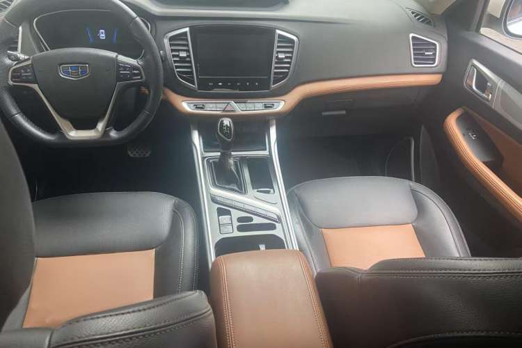 Used Geely Auto Vision X6 2019 1.4T CVT 4G Connected Luxury Version China V Standard Interior 1