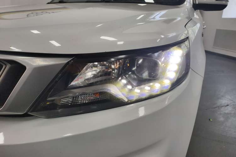 Used Geely Auto Vision X6 2019 1.4T CVT 4G Connected Luxury Version China V Standard Left Front Headlight