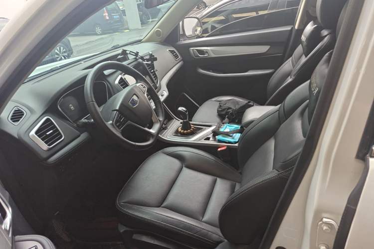 Used Geely Auto Vision X6 2019 1.4T Manual 4G Connect Luxury Model China VI Standard Left Front Seat