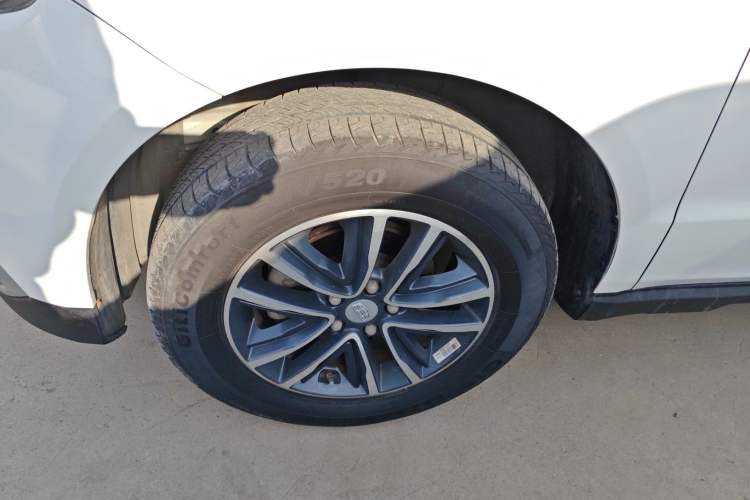 Used Geely Auto Vision X6 2019 1.4T CVT 4G Connected Luxury Version China VI Standard Left Front Wheel Hub