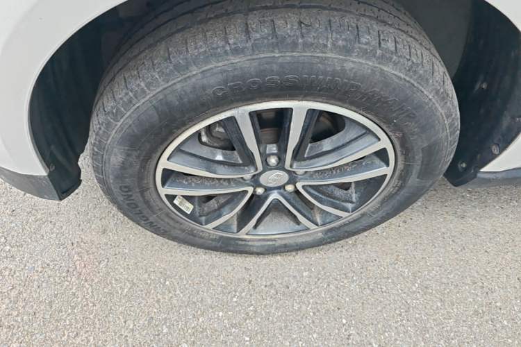 Used Geely Auto Vision X6 2019 1.4T CVT 4G Connected Luxury Version China VI Standard Left Front Wheel Hub