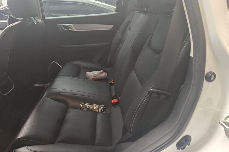 Used Geely Auto Vision X6 2019 1.4T Manual 4G Connect Luxury Model China VI Standard Left Rear Seat