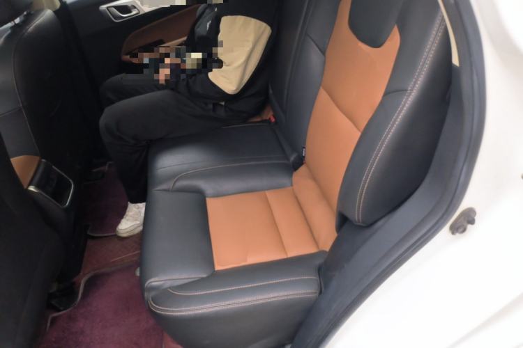 Used Geely Auto Vision X6 2019 1.4T CVT 4G Connected Flagship Version China VI Standard Left Rear Seat