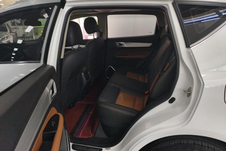 Used Geely Auto Vision X6 2019 1.4T CVT 4G Connected Luxury Version China V Standard Left Rear Seat