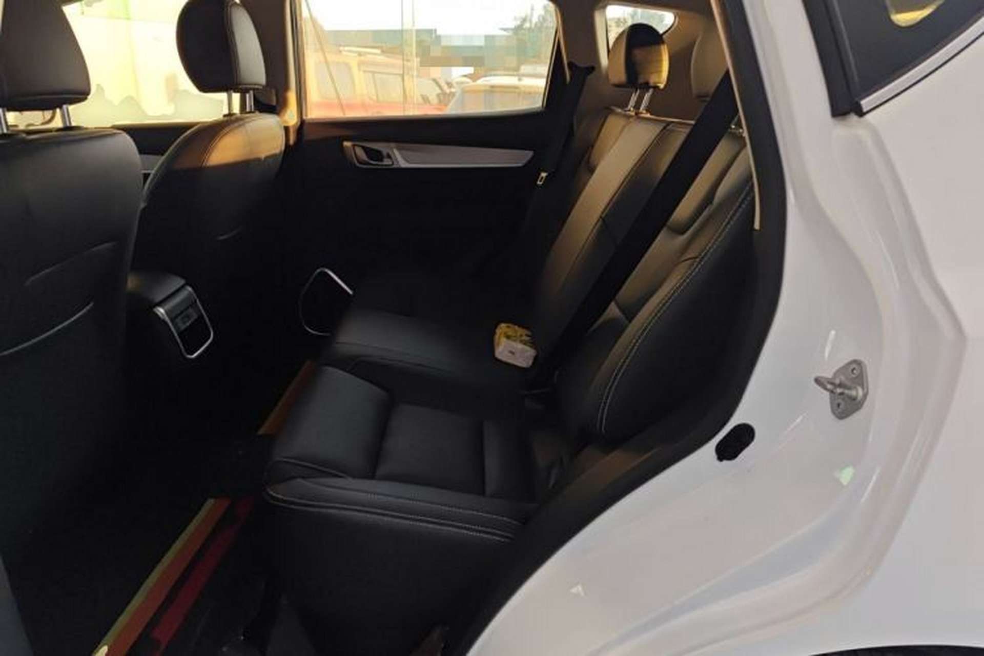 Used Geely Auto Vision X6 2019 1.4T Manual 4G Connect Luxury Model China VI Standard Left Rear Seat