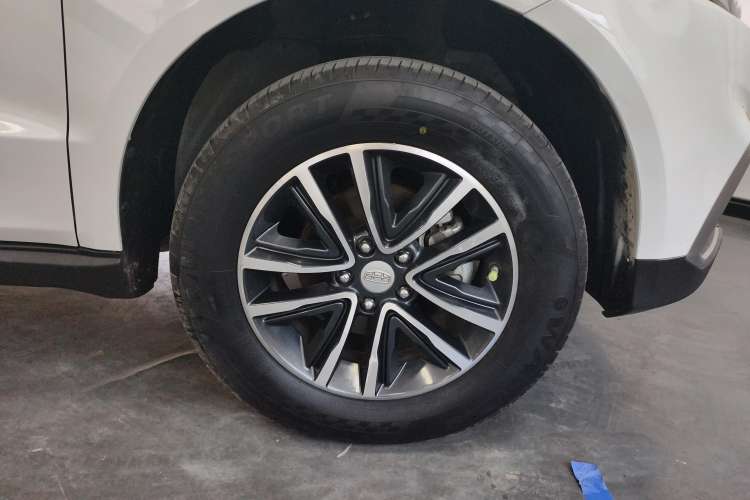 Used Geely Auto Vision X6 2019 1.4T CVT 4G Connected Luxury Version China V Standard Left Rear Wheel Hub