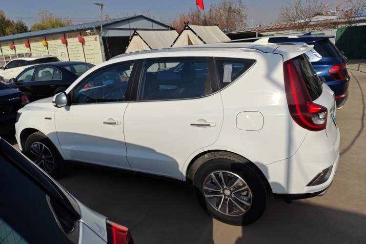 Used Geely Auto Vision X6 2019 1.4T CVT 4G Connected Luxury Version China VI Standard Left Side