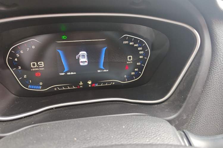 Used Geely Auto Vision X6 2019 1.4T Manual 4G Connect Luxury Model China VI Standard Odometer Close Up