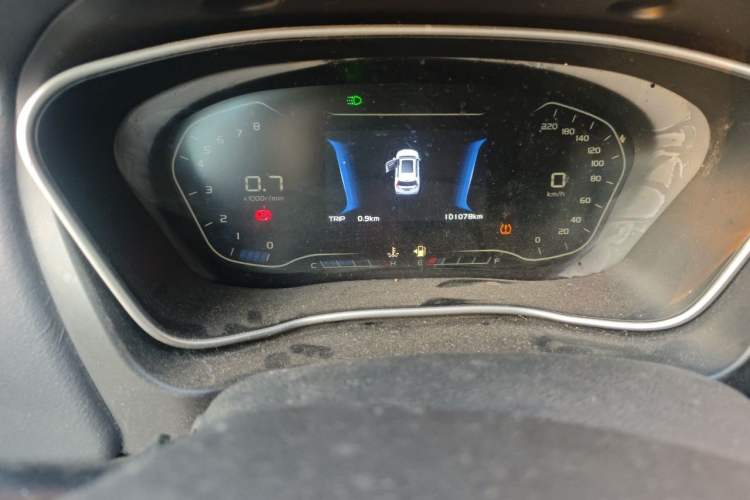 Used Geely Auto Vision X6 2019 1.4T Manual 4G Connect Luxury Model China VI Standard Odometer Close Up